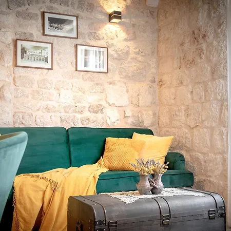 The Renaissance - Zf Hvar Apartment *