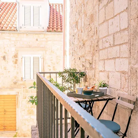 The Renaissance - Zf Hvar Apartment