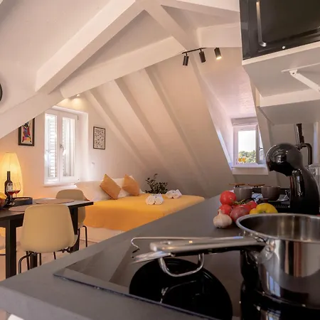 The Renaissance - Zf Hvar Appartement *