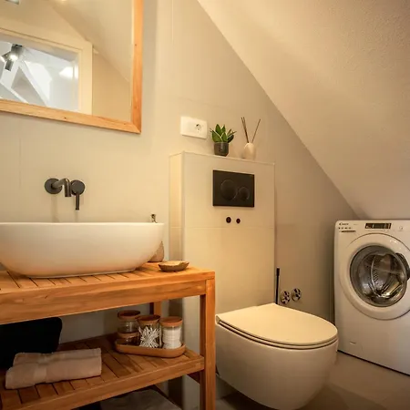 The Renaissance - Zf Hvar