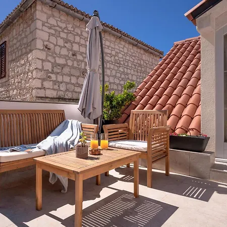 The Renaissance - Zf Hvar *