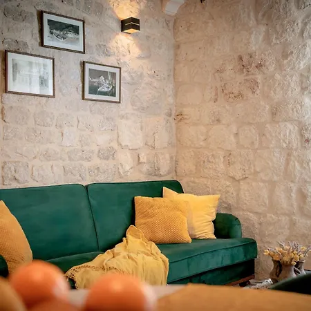 The Renaissance - Zf Hvar *