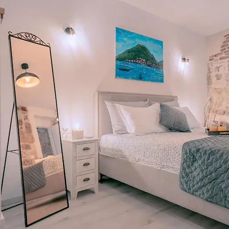 The Renaissance - Zf Hvar * Χβαρ