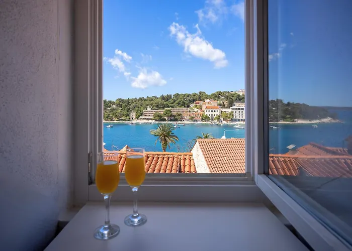 The Renaissance - Zf Hvar Apartment *