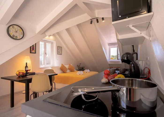 The Renaissance - Zf Hvar Appartement *