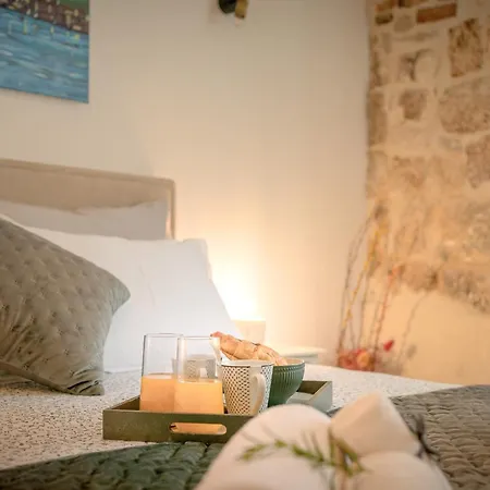 The Renaissance - Zf Hvar Apartman *