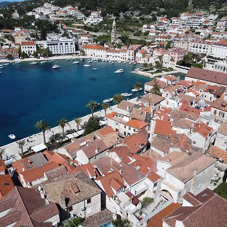 The Renaissance - Zf Hvar *